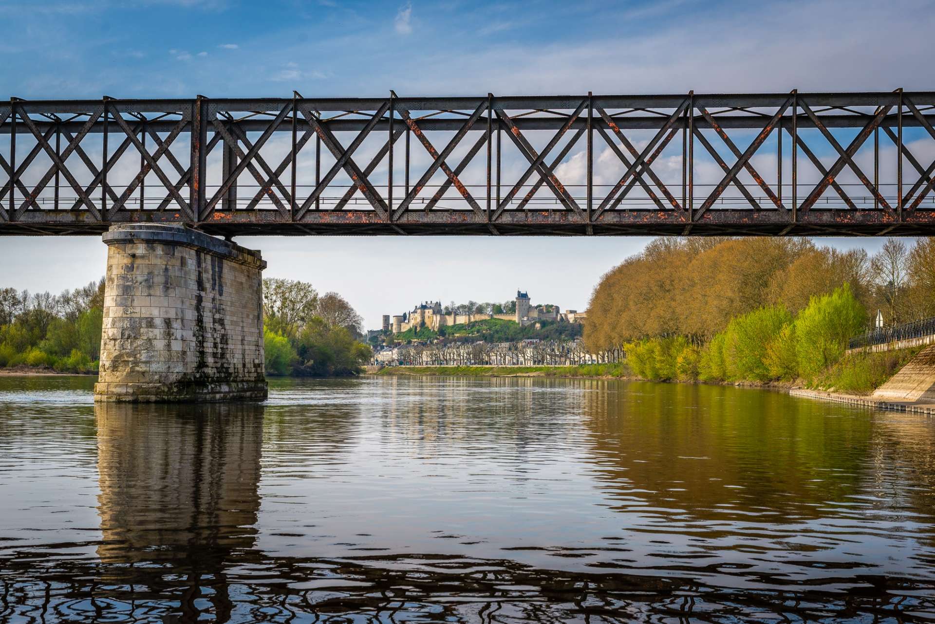 prog_ete2023_histoire-eiffel_-_bateau_cnvl_chinon_credtit_adt_touraine_jc_coutand_2029-16.jpg